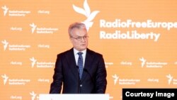 ლიეტუვის პრეზიდენტი გიტანას ნაუსედა ვილნიუსში რადიო თავისუფლების ოფისის გახსნისას. 10 იანვარი, 2023 წელი