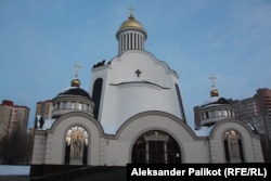 Crkva Spasenja i preobraženja u Kijevu pripada Pravoslavnoj crkvi Ukrajine