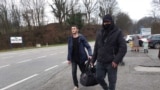 Bosnia and Herzegovina - About 30 Chechens are entering Croatia. They arrived in BiH by plane from Istanbul to Sarajevo. 