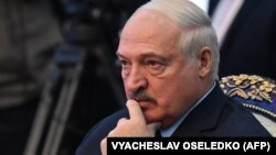 "Rat će poprimiti sasvim drugačiju prirodu" ukoliko Bjelorusiju napadne neka druga zemlja, rekao je Lukašenko (na slici)