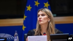 Na fotografiji: Eva Kaili, razrešena potpredsednica Evropskog parlamenta, grčka političarka, uhapšena je 11. decembra u Briselu u okviru operacije belgijskih vlasti o "kriminalnoj organizaciji, korupciji i pranju novca".