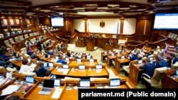 Legea votată de deputații PAS a devenit un nou motiv de tensionare a relațiilor dintre Chișinău și Tiraspol.