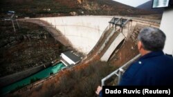 Njemačka je zamrznula i 35 miliona eura namijenjena za dva projekta obnove hidroelektrane. Na fotografiji Hidroelektrana na Trebišnjici kod Trebinja, na jugu Hercegovine, 15. decembra 2015.