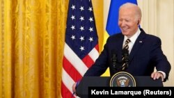 Президент США Джо Байден на спільній пресконференції із Володимиром Зеленським у Білому домі. Вашингтон, 21 грудня 2022 року