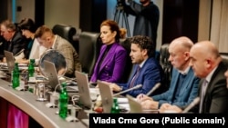 Ministarka evropskih poslova Crne Gore u ostavci, Jovana Marović (u sredini) na sjednici crnogorske Vlade, Podgorica, 24. septembar 2022.