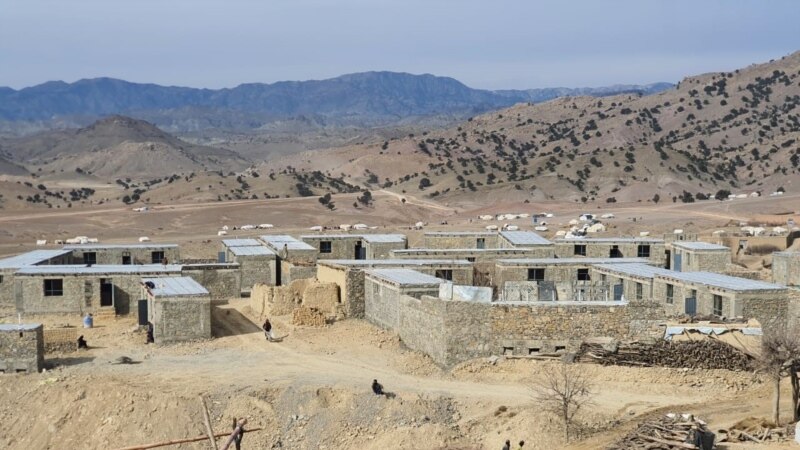 یونېسف ۶۵۰۰ زلزله ځپلو افغان ماشومانو ته درسي ټولګي جوړ کړي
