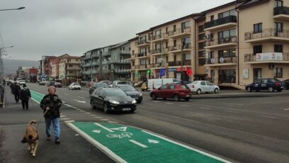 Blocuri înghesuite în comuna Florești, județul Cluj