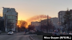 Fumul de la Centrala Electrică cu Termoficare din sectorul Ciocana al orașului Chișinău, surprins în dimineața zilei de 3 ianuarie 2022