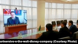 22-nji noýabrda geçirilen duşuşykda türkmen mediasyny baýlaşdyrmagyň gürrüňi edildi.