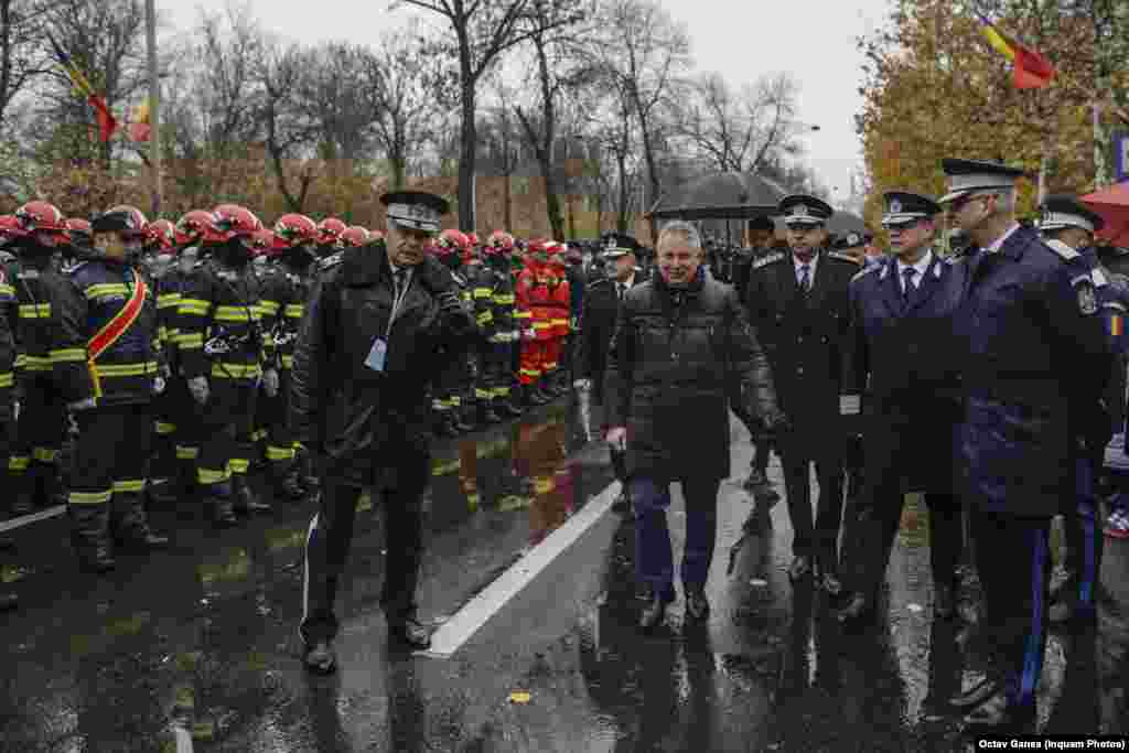 Ministrul de Interne Lucian Bode vine la parada de 1 decembrie.&nbsp;