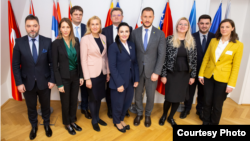 Na fotografiji: članovi Ministarskog saveta Energetske zajednice u Beču, 15. decembra 2022. Energetska zajednica ima deset članica: EU i devet ugovornih strana - Albaniju, Bosnu i Hercegovinu, Gruziju, Kosovo, Severnu Makedoniju, Moldaviju, Crnu Goru, Srbiju i Ukrajinu. 