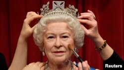 الیزابیت دوم ملکه بریتانیا