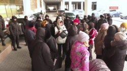 «Вчерашнее молоко по 200, сегодня 450 тенге». Новый протест против повышения цен, тот же СОБР на пути к Акорде