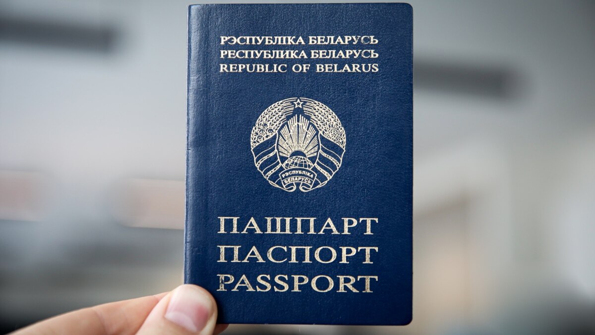 Lukashenko banned Belarusians from receiving passports at diplomatic missions