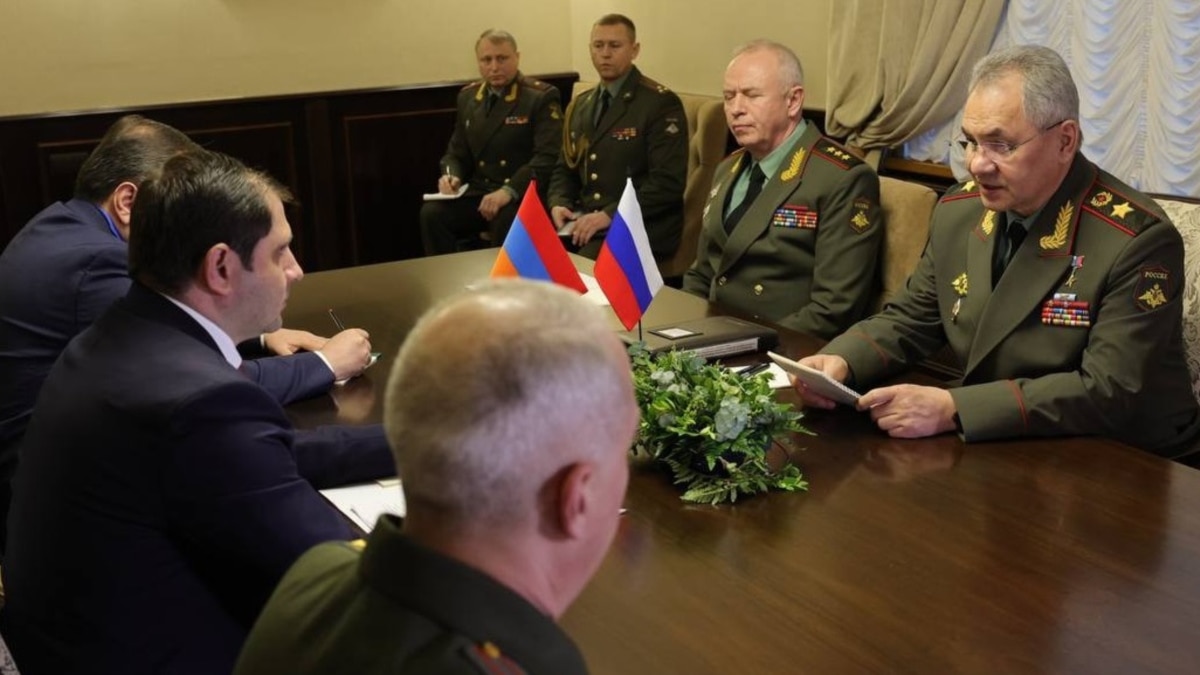 Russia ‘Committed To Strengthening Armenian Military’