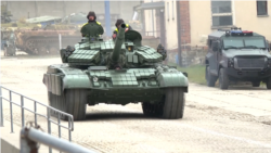 Tancuri pentru Kiev, în armură cehă
