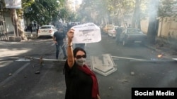 زنان و دختران ایران نقشی پررنگ و محوری در اعتراضات شش ماه گذشته ایفا کرده‌اند
