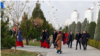 Туркменские чиновники призывают граждан держать молодежь подальше от «ядовитого» влияния Запада