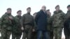 Министерот за одбрана Милош Вучевиќ со припадниците на српската армија во близина на границата со Косово, 26 декември 2022 година