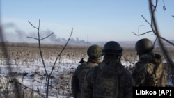 Украинские военные на окраинах Соледара
