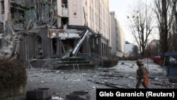 Кличко уточнив, що один із вибухів пролунав між житловими будинками в Солом'янському районі столиці