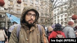 Profesor Stevica Maksimović: "Ako je potrebno proglasiti i status službenog lica za prosvetne radnike kako bi bili zaštićeniji".