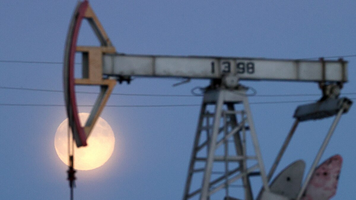 Russia’s oil and gas revenues in 2023 almost halved