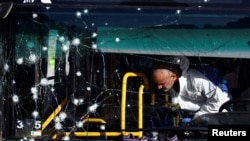 Policijska istraga nakon eksplozije u autobusu u Jerusalimu