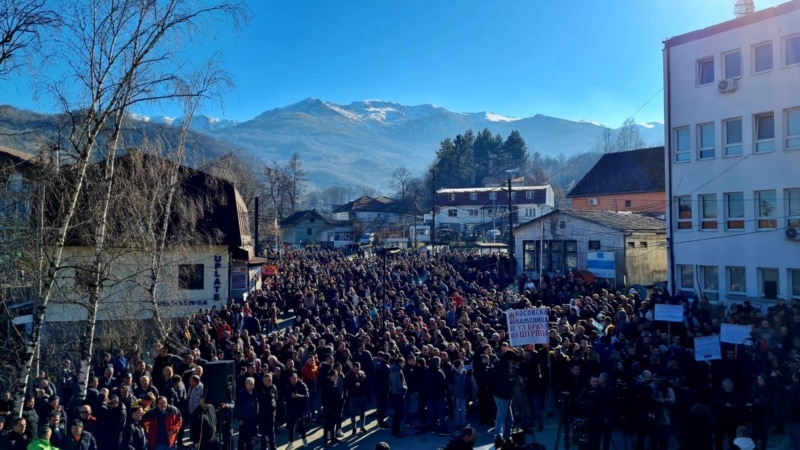 Protestohet në Shtërpcë pas plagosjes së dy të rinjve serbë