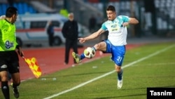 وریا غفوری، زمانی که برای تیم باشگاهی استقلال تهران توپ می‌زد