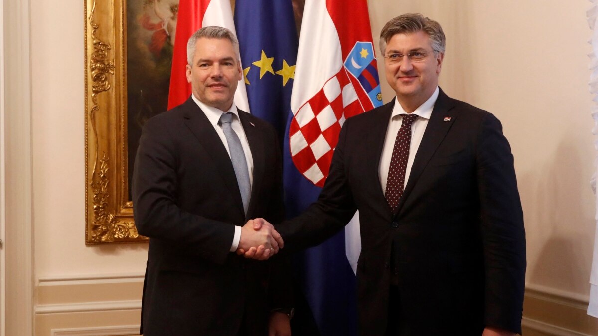 Австрия подкрепя влизането на Хърватия в Шенгенското пространство, но е
