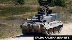 Challenger 2 հրասայլը, արխիվ