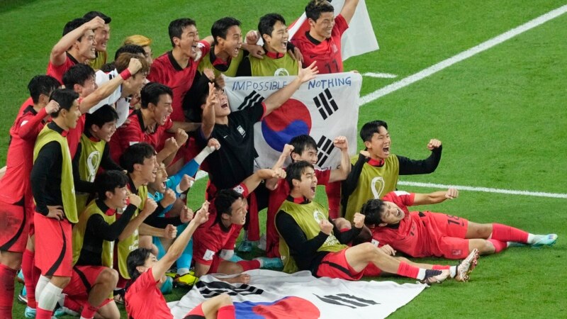 Ҷоми Осиё: Мунтахаби Кореяи Ҷанубӣ ба чорякфинал роҳ ёфт