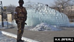 Ледовый военный городок в Чите