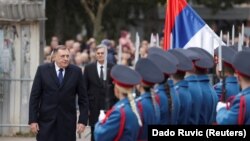 Presidenti i Republikës Sërpska, Millorad Dodik, gjatë pjesëmarrjes në festën jokushtetuese të Republikës Sërpska më 2023.