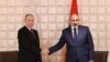 Президент России Владимир Путин (слева) и премьер-министр Армении Никол Пашинян