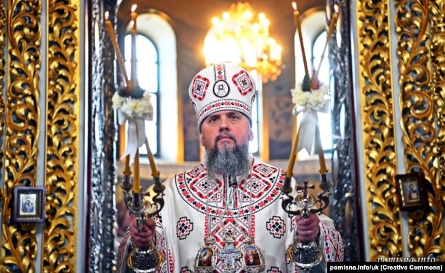 Глава ПЦУ митрополит Київський і всієї України Епіфаній під час богослужіння в Успенському соборі Києво-Печерської лаври. Київ, 7 січня 2023 року