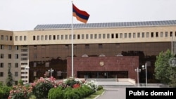 Պաշտպանության նախարարության վարչական համլիրը Երևանաում