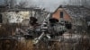 Знищений російський танк на околиці села Кам’янка під Ізюмом Харківської області, грудень 2022 року