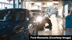 Ford Puma a fost primul vehicul hibrid fabricat în România, la Craiova, începând cu 2019.