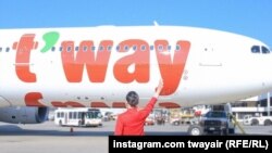 Түштүк Кореянын T’Way авиакомпаниясынын учагы 