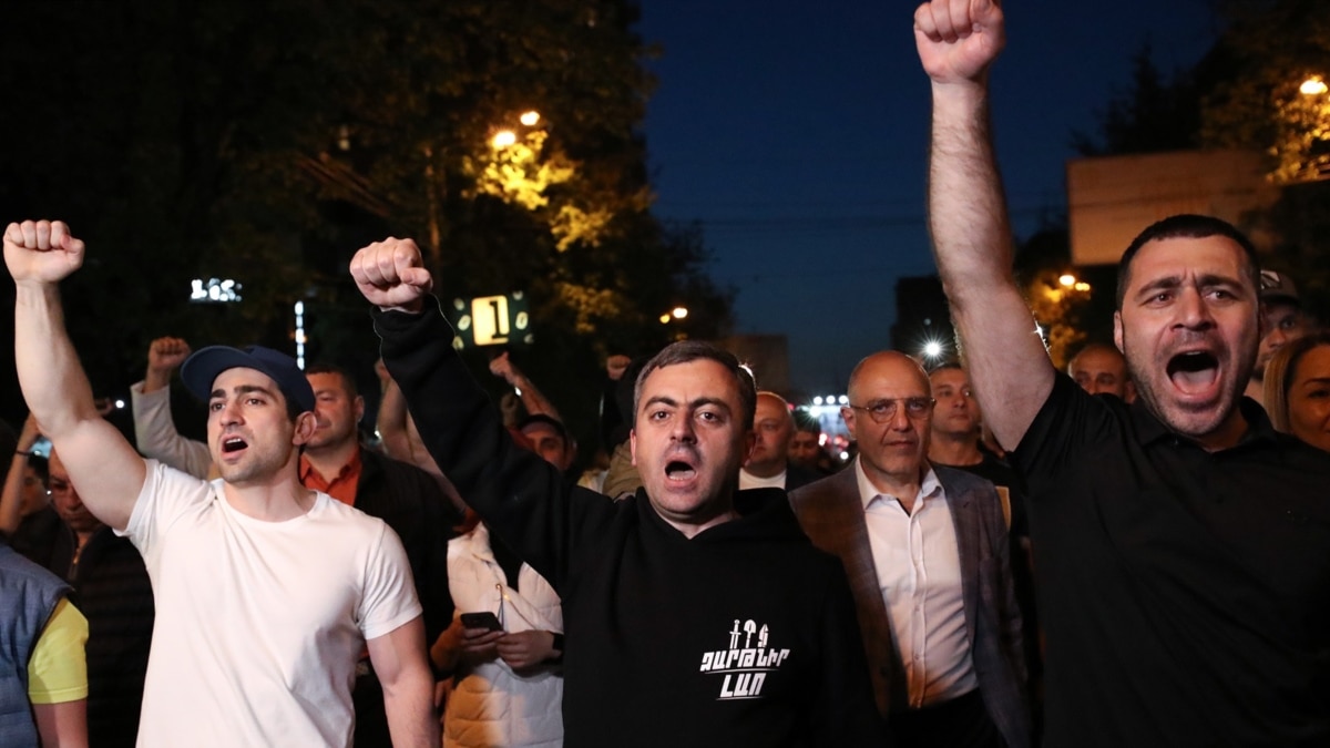 Armenian Opposition Gears Up For 'Big Rally' - Vimarsana News