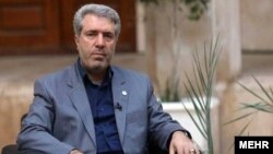علی اصغر مونسان می‌گوید سازمان میراث فرهنگی در کنار سازمان حفاظت از محیط زیست، کمترین بودجه را در میان نهادهای دولتی دارد