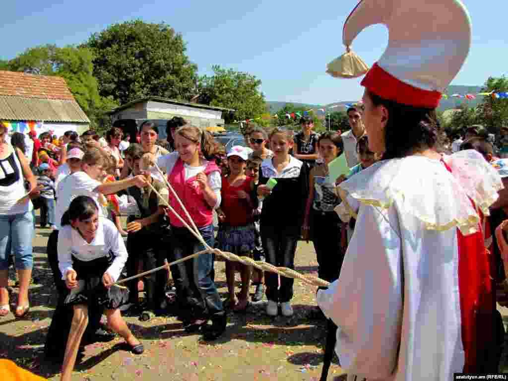 Մրցույթ-խաղեր փառատոնի շրջանակներում - Ֆոտոռեպորտաժը` Նանե Սահակյանի