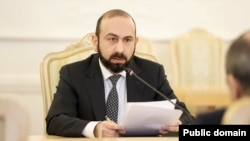 „შეუძლებელია იმის დამალვა, რომ ბოლო დროს სომხეთსა და რუსეთს შორის ურთიერთობებში გარკვეული პრობლემები წარმოიშვა“ - თქვა სომხეთის საგარეო მინისტრმა
