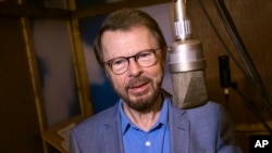 Björn Ulvaeus a compus împreună cu Benny Andersson toate marile hituri ale celei mai celebre trupe pop din anii 1970-1980. (Fotografie de arhivă din 2017, într-un studiou din Londra) 