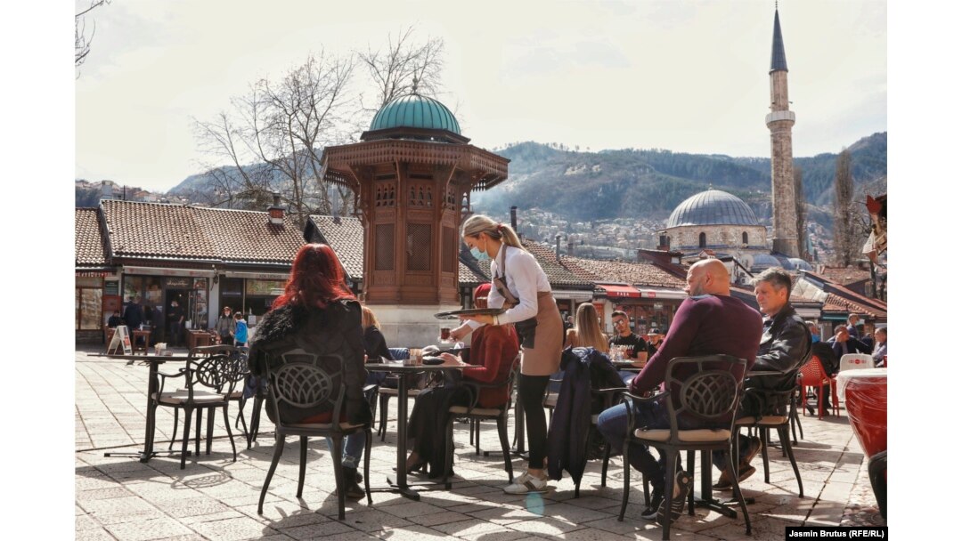Uz mjere na snazi otvorene bašte u Sarajevu