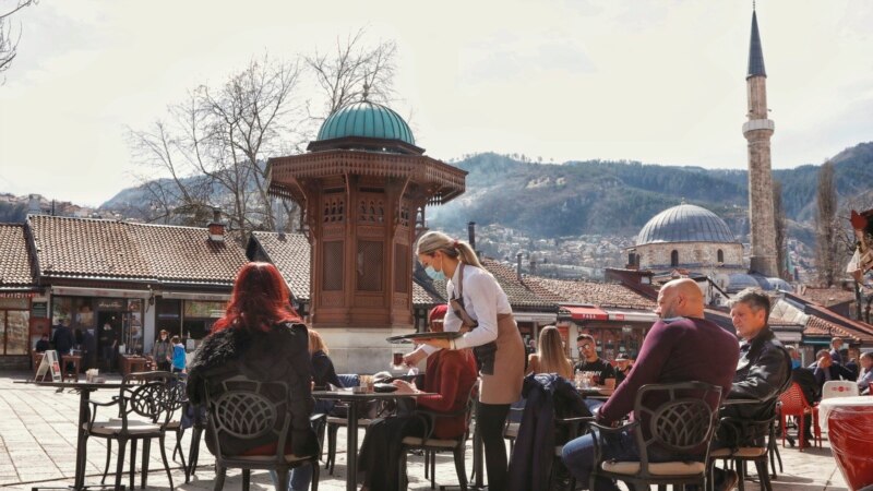 Uz mjere na snazi otvorene bašte u Sarajevu