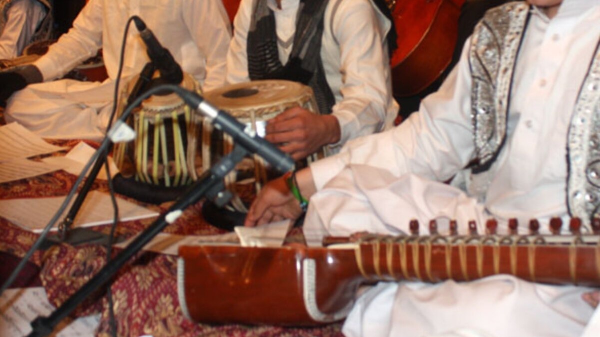 سرنده یکی از آلات موسیقی افغانی