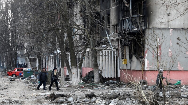 Ukrajina tvrdi da je hiljade stanovnika Mariupolja silom odvedeno u Rusiju